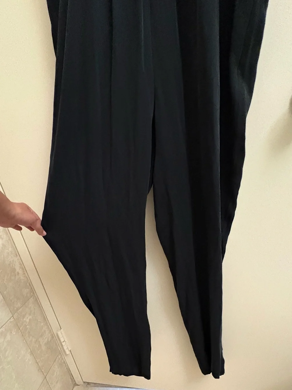 Catherine Malandrino Black 95% Silk Cowl Neck Jumpsuit - Size 14